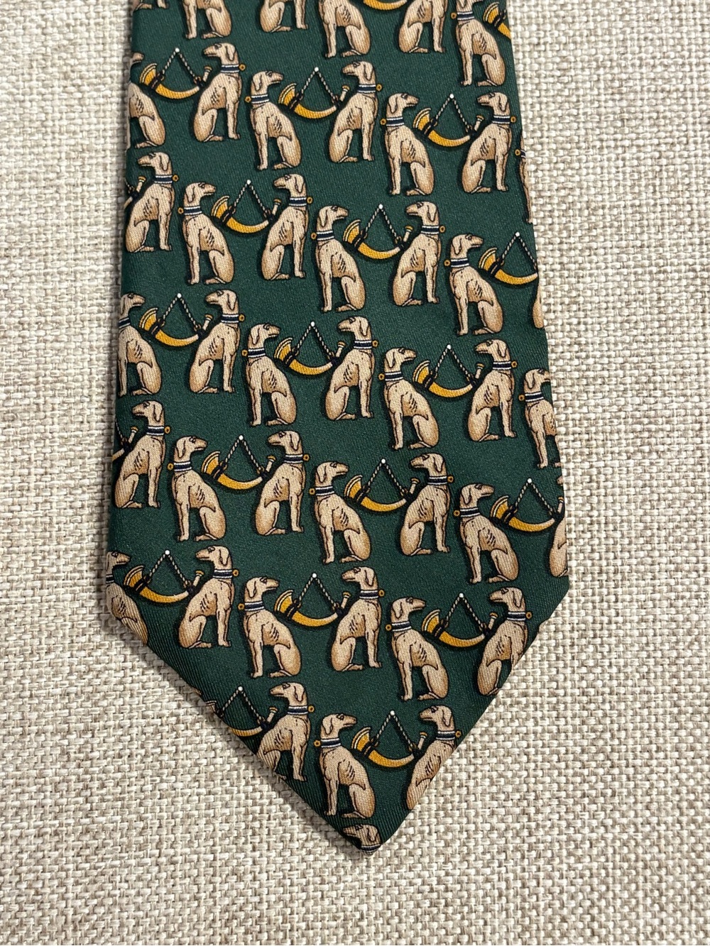 Salvatore Ferragamo Silk Tie Hunting Dogs Horn Green Made Italy